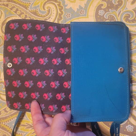 VERA BRADLEY Crossbody/Clutch Great condition - Picture 2 of 6